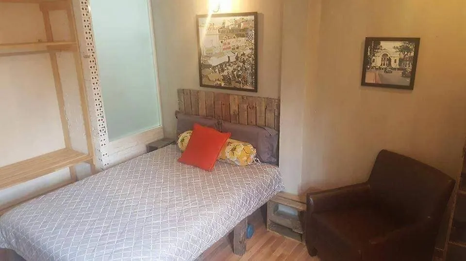 Urban Saigon Stays Near Embassy Ho Şi Min 0*,  Vietnam