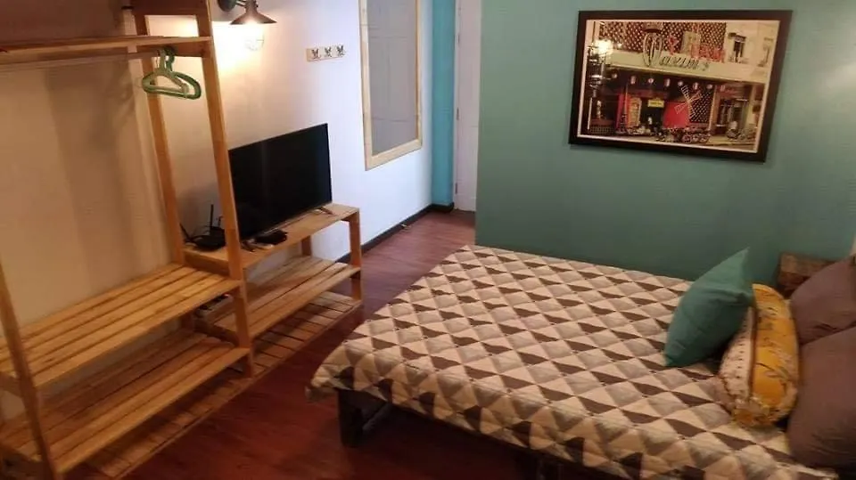 Urban Saigon Stays Near Embassy Ho Şi Min